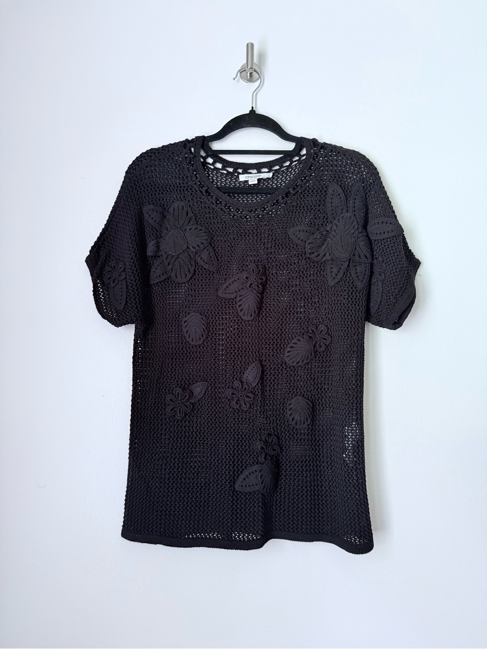 Chico's Black Crochet Knit Short Sleeve Sweater Floral Applique Boho Mesh Sz S